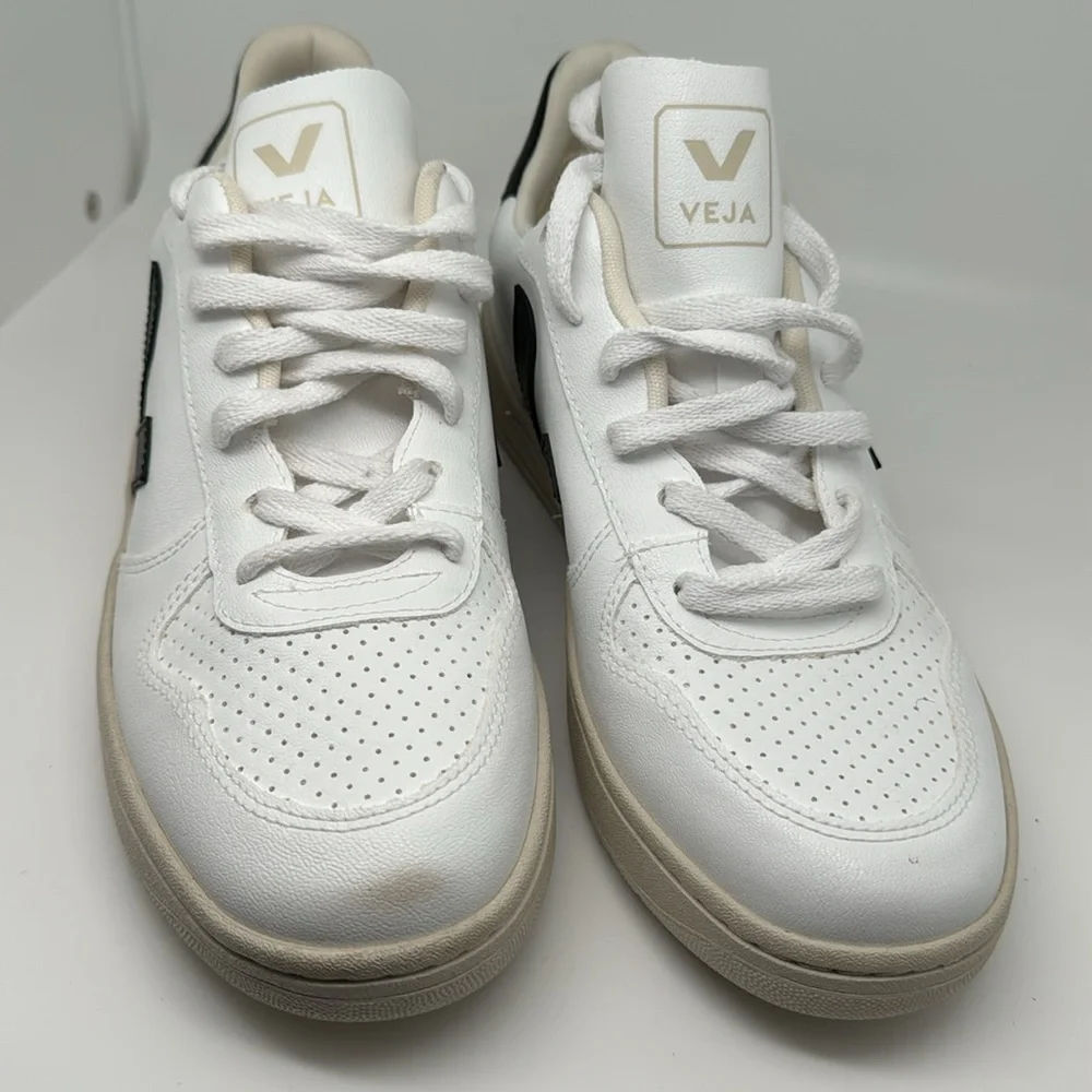 Free‎ People Veja V-10 Platform Low Top Casual White Black Leather Sneakers Sz9